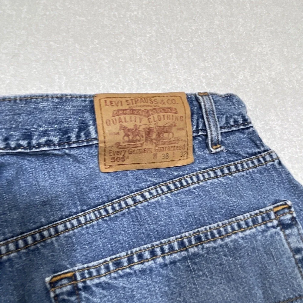 Vintage Levi's 505 Men's Jeans W38 L32 Blue Straight Regular 2001 Black Batwing